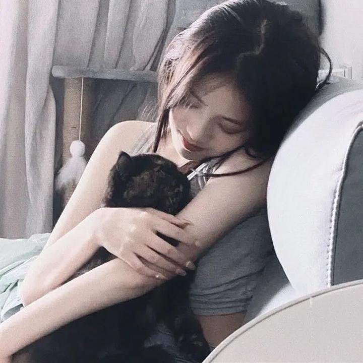 芝加哥派对阿姨第二季 轮播图