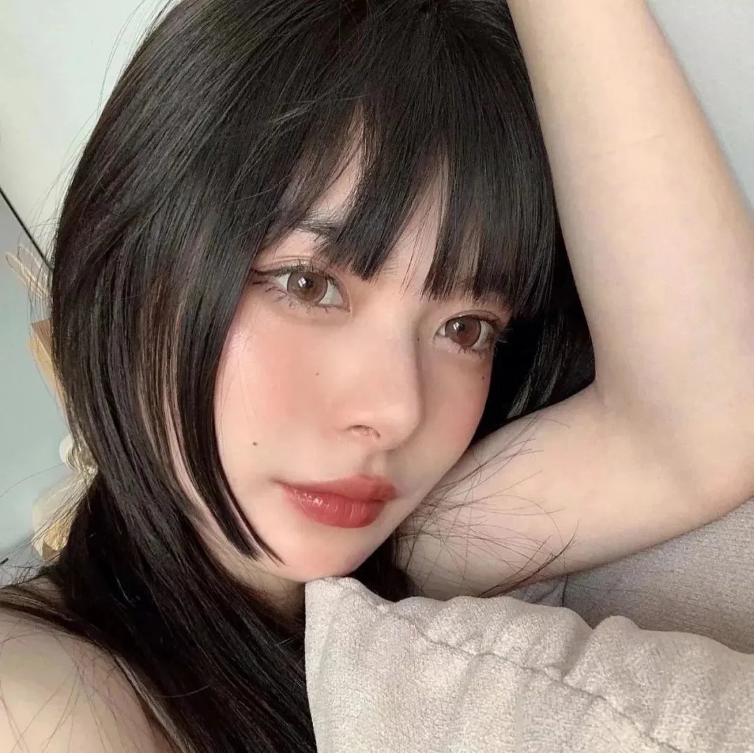 毛骗第一季 海报