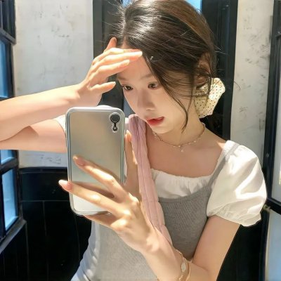 飘动的红丝带 海报